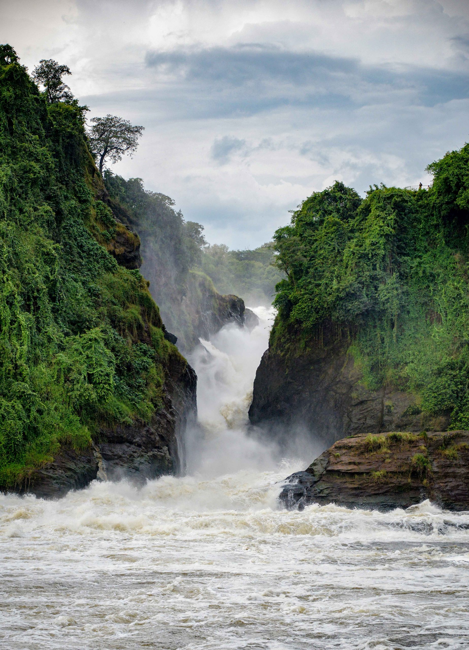 Murchison_Falls,_Uganda_(23475021234)